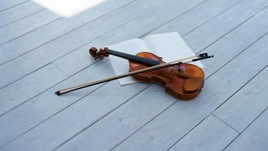 小提琴桌面壁纸高清