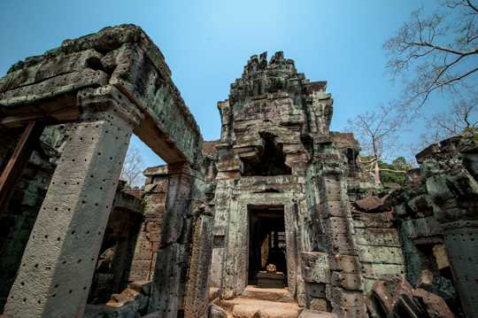 柬埔寨吴哥窟建筑景象图片