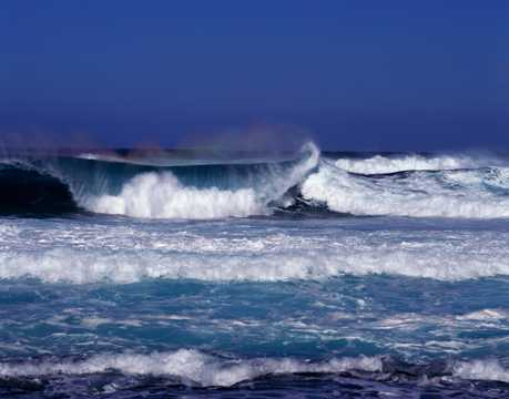 海洋波浪景观图片