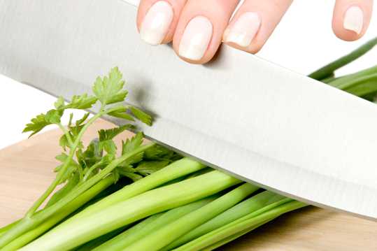 刀切葱和芹菜图片