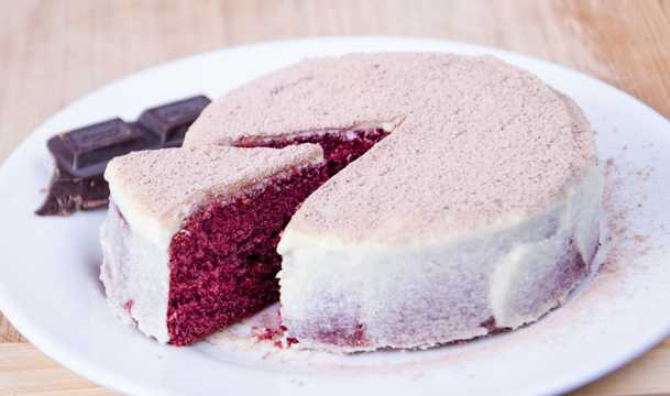 蓝莓味提拉米苏蛋糕图片