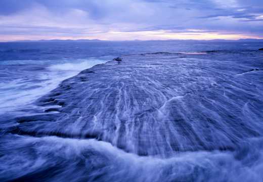 海洋海潮图片