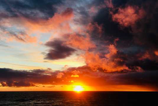 北海夕阳景观